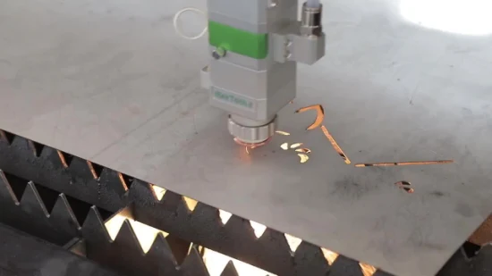 アルミニウム CNC 鋼繊維カッター レーザー切断機